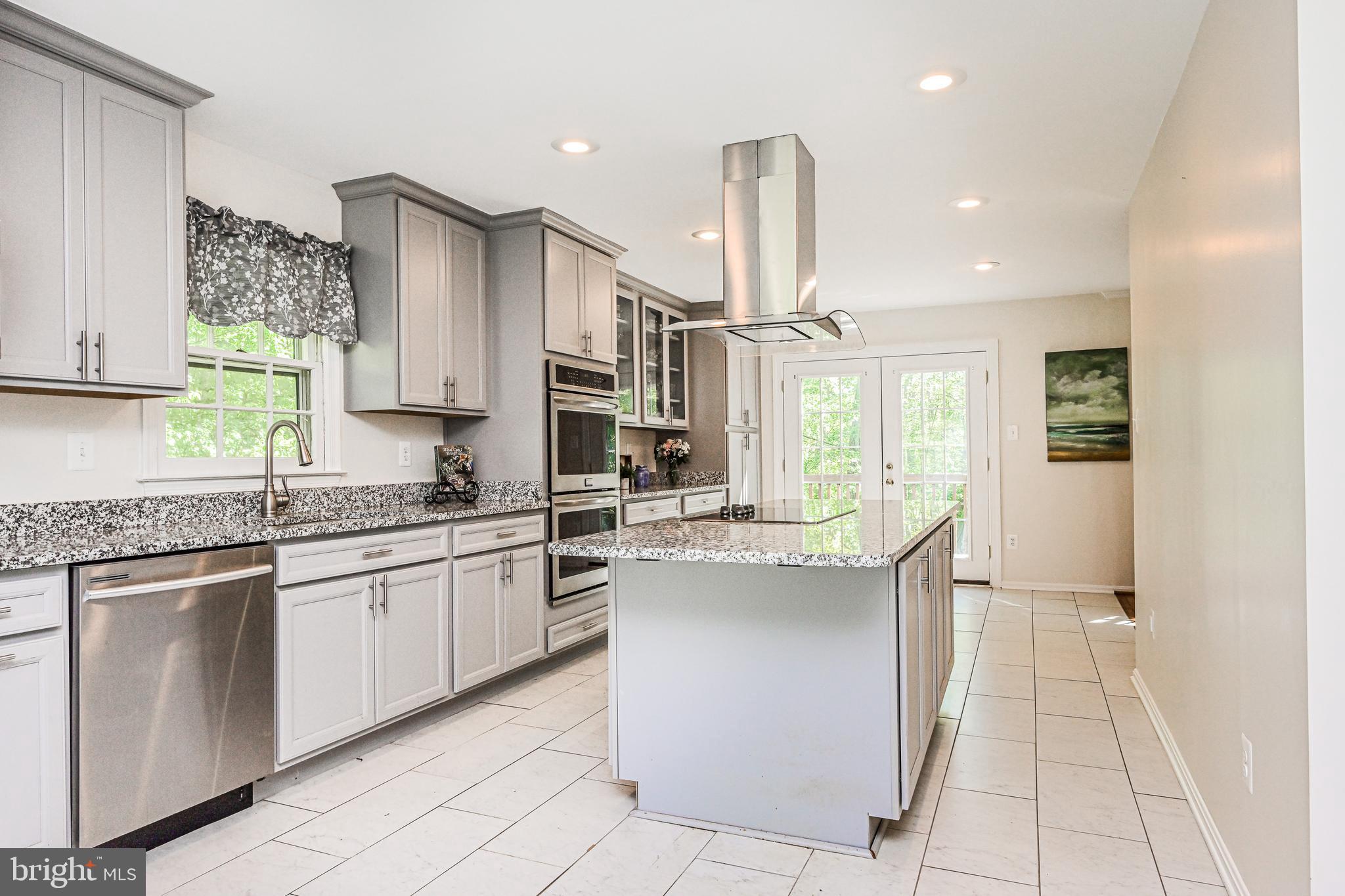 11730 Quay Road Oakton, VA 22124 - Photo 13 of 58 Gallery Image 13