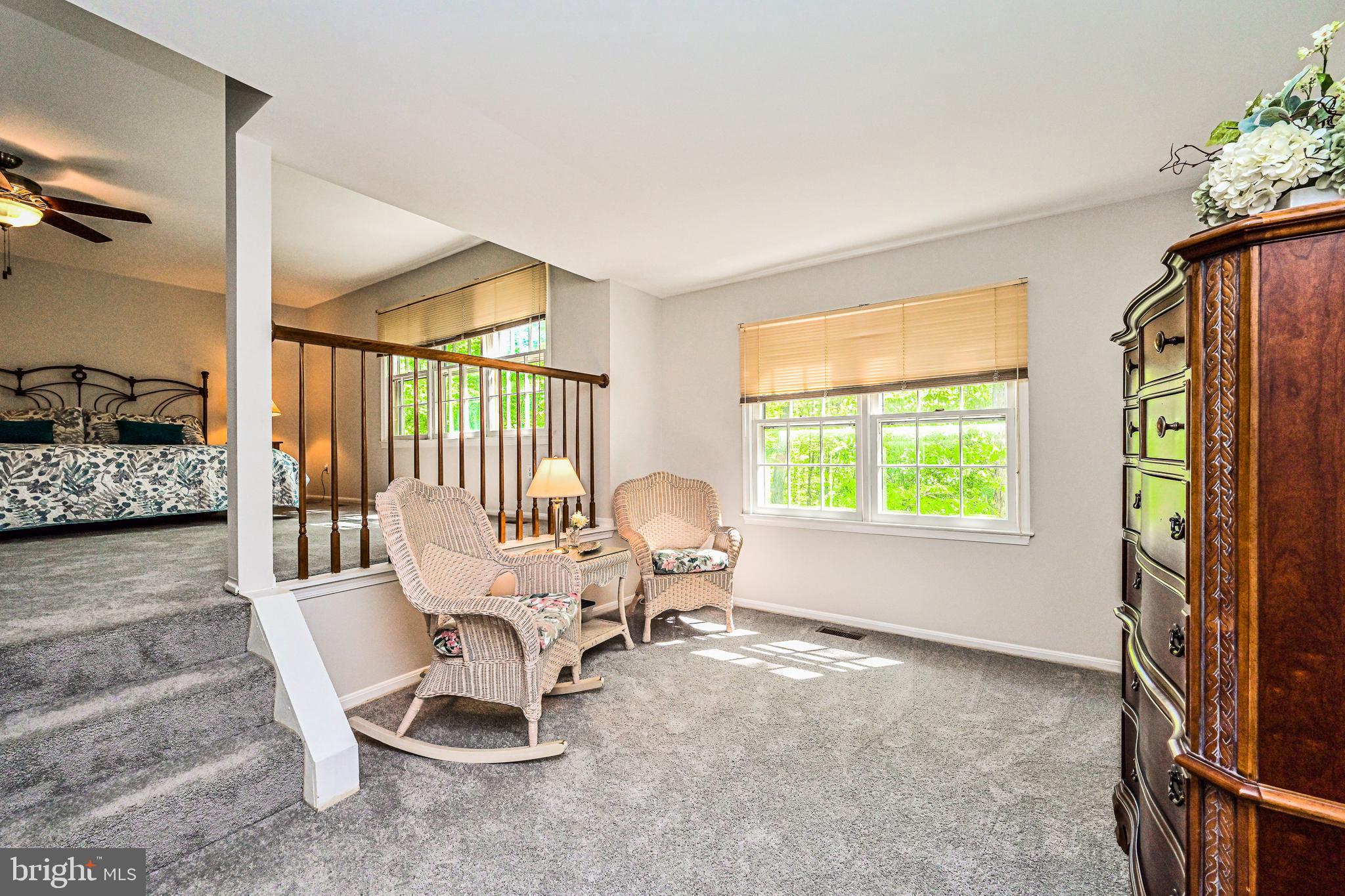 11730 Quay Road Oakton, VA 22124 - Photo 21 of 58 MASTER BR SUITE - SITTING ROOM