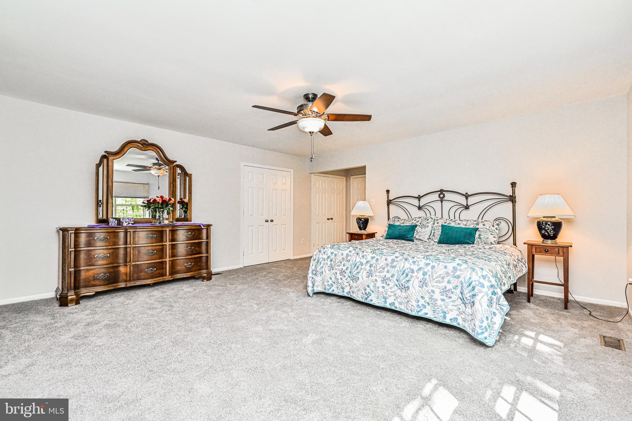 11730 Quay Road Oakton, VA 22124 - Photo 24 of 58 HUGE MASTER SUITE