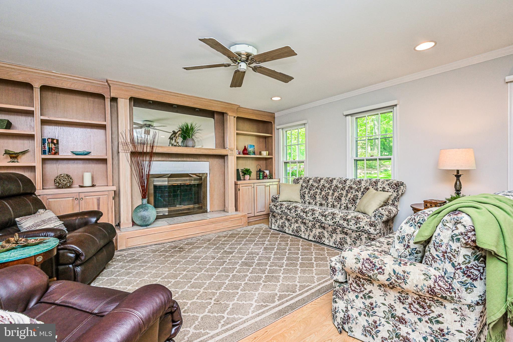 11730 Quay Road Oakton, VA 22124 - Photo 31 of 58 FAMILY ROOM
