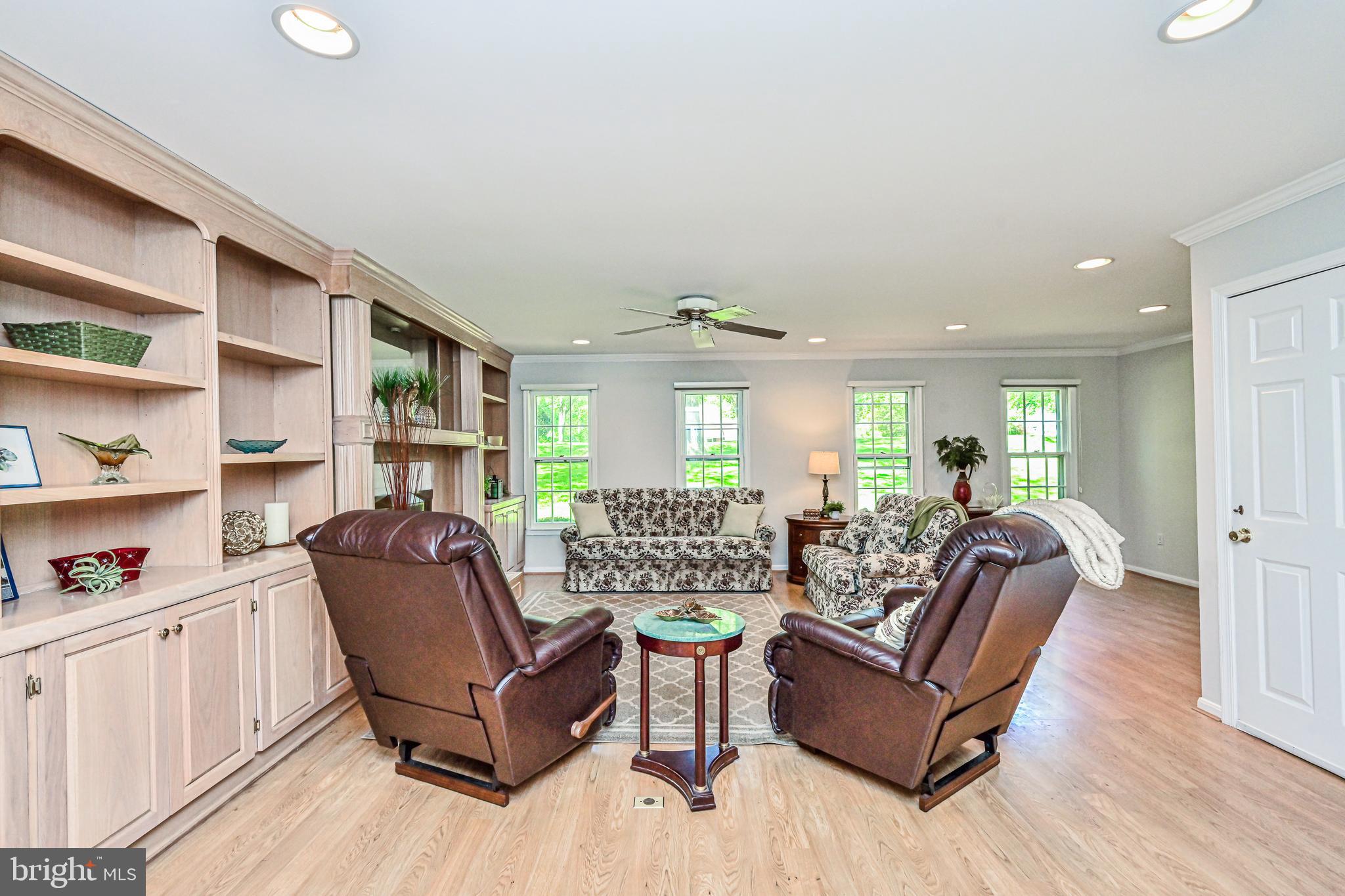 11730 Quay Road Oakton, VA 22124 - Photo 32 of 58 FAMILY ROOM