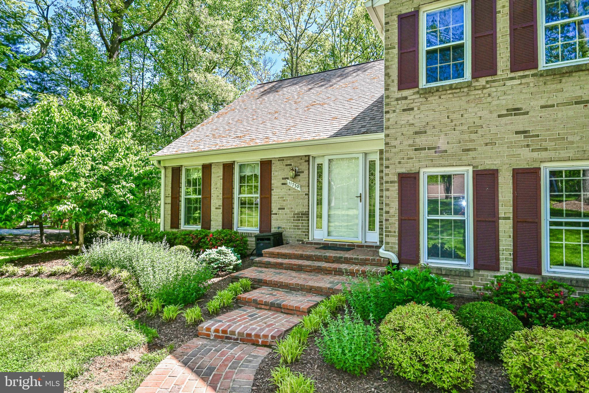 11730 Quay Road Oakton, VA 22124 - Photo 4 of 58 Gallery Image 4