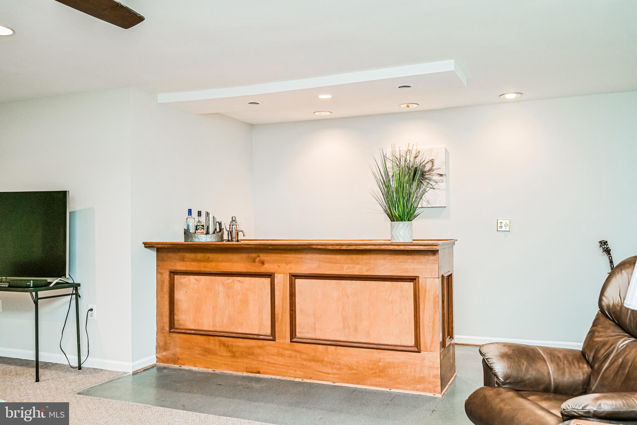 11730 Quay Road Oakton, VA 22124 - Photo 41 of 58 GREAT BUILT-IN BAR GREAT FOR ENTERTAINING