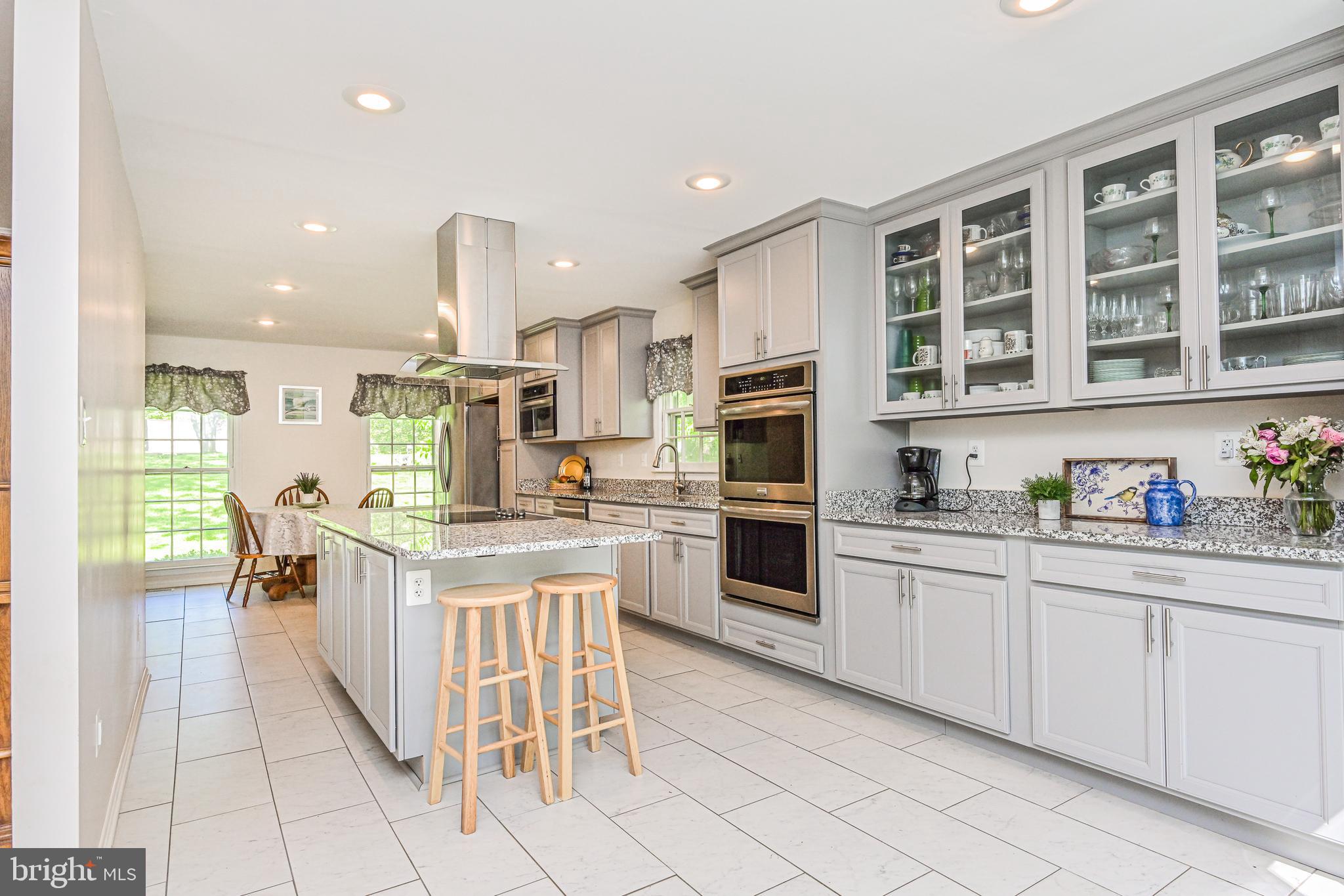 11730 Quay Road Oakton, VA 22124 - Photo 9 of 58 SPECTACULAR KITCHEN WITH ALL THE BELLS & WHISTLES