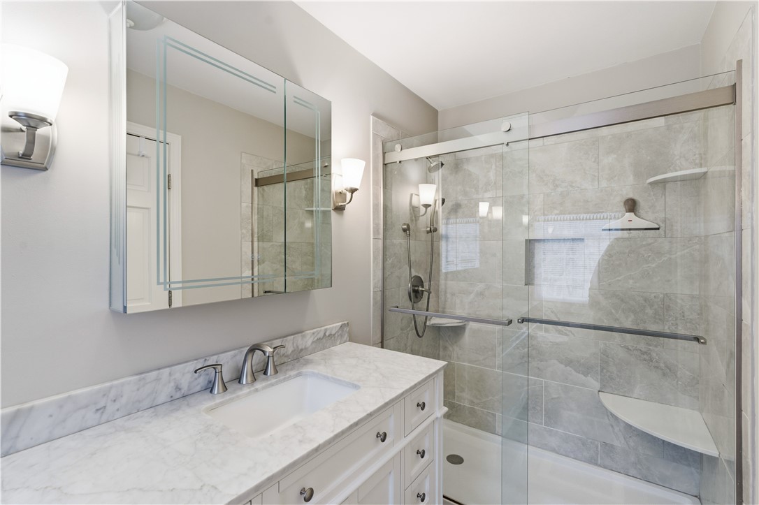 113 Log Road North Smithfield, RI 02830 - Photo 11 of 31 Gallery Image 11