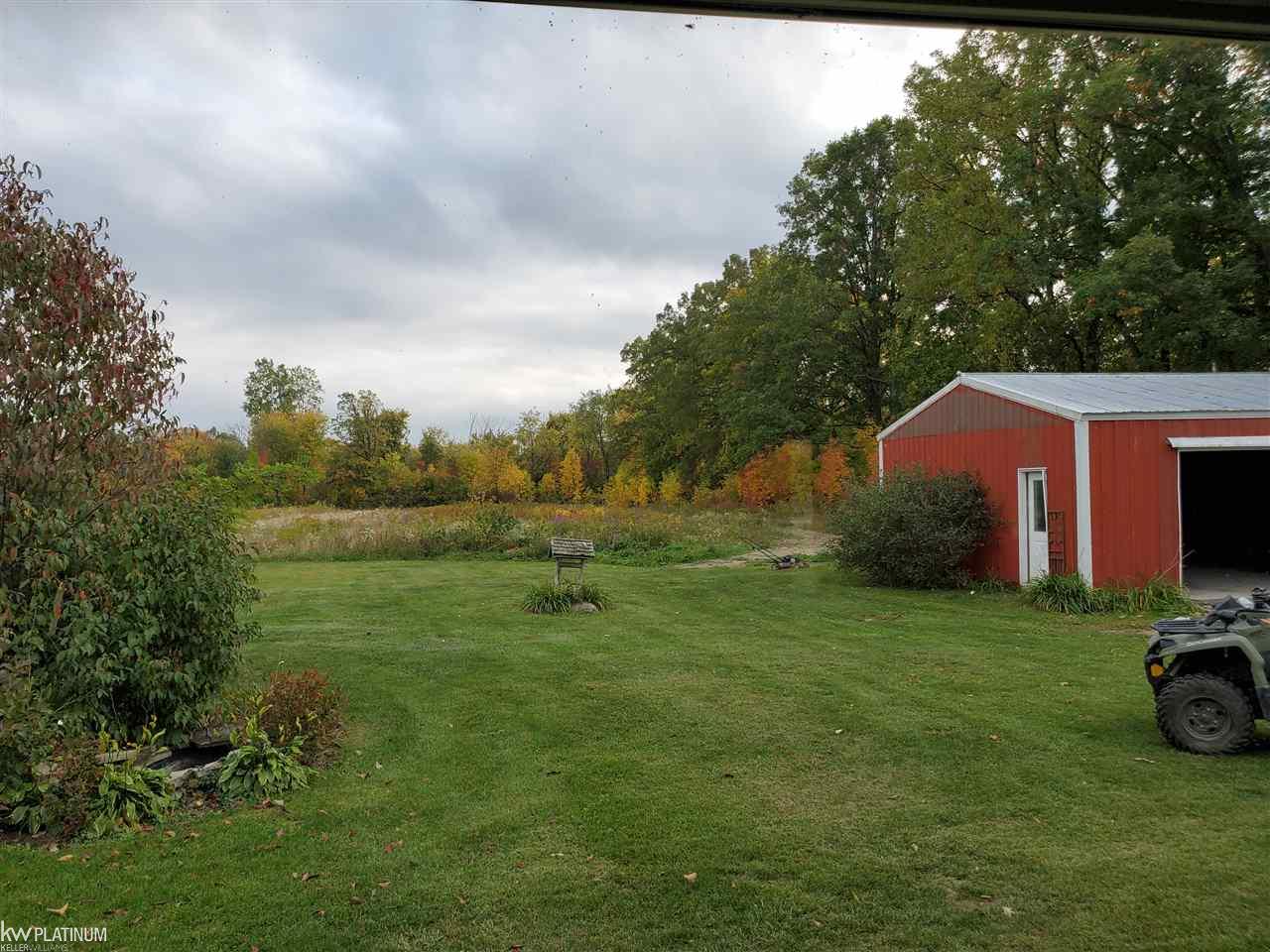8991 Hill Road Goodells, MI 48027 - Photo 16 of 68 50026967-15.JPG
