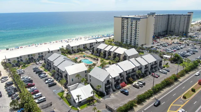 $334,500 | 5717 Thomas Drive, Unit C126, Panama City, FL 32408