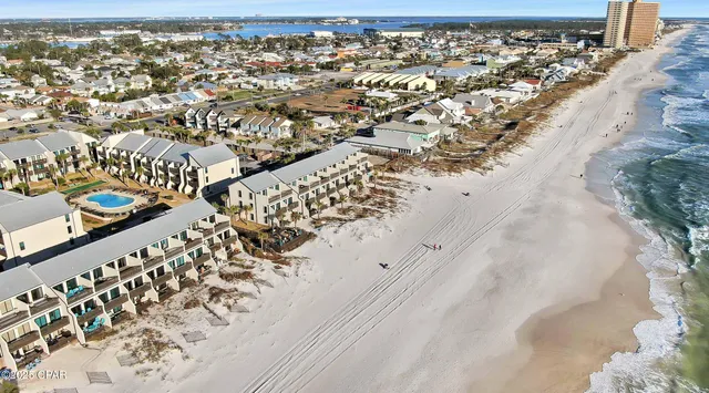 $334,500 | 5717 Thomas Drive, Unit C126, Panama City, FL 32408