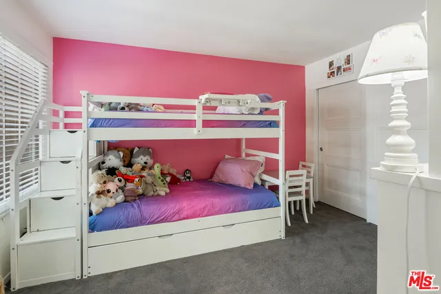 $589,000 | 3867 Thorncroft Lane, Unit B, Inglewood, CA 90305