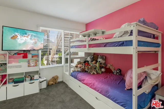 $589,000 | 3867 Thorncroft Lane, Unit B, Inglewood, CA 90305