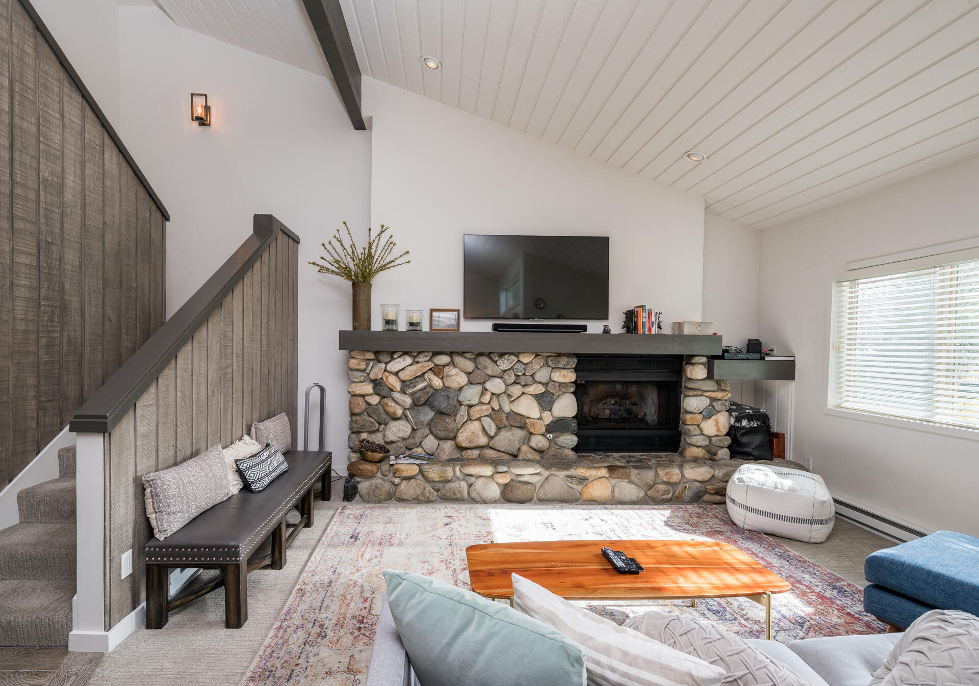 401 Second Avenue, Unit 4 Ketchum, ID 83340 - Photo 2 of 14 Cozy Living Area