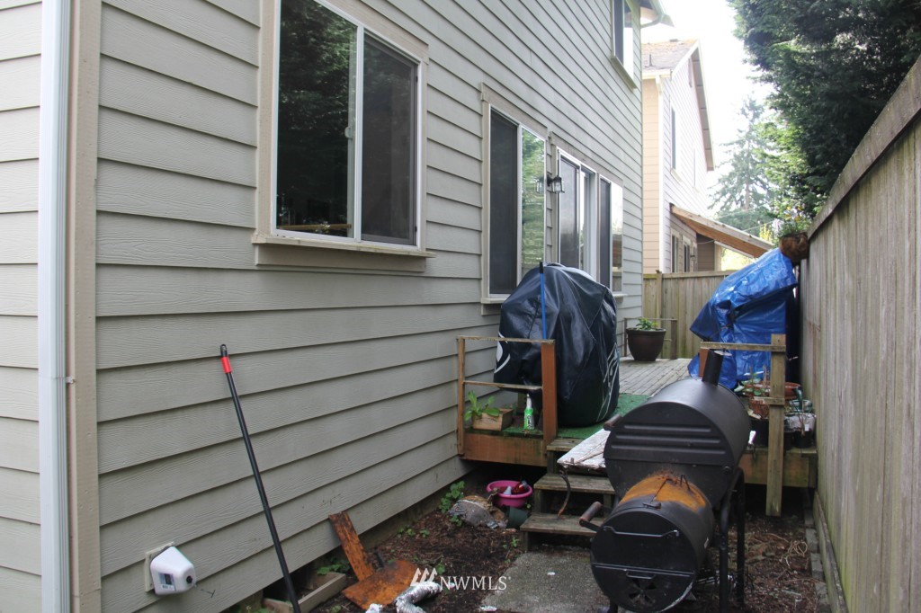 17919 110th Place Southeast Renton, WA 98055 - Photo 21 of 25