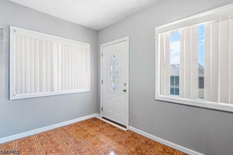 829 Allen Street, Unit 4 Elizabeth, NJ 07202 - Photo 34 of 40