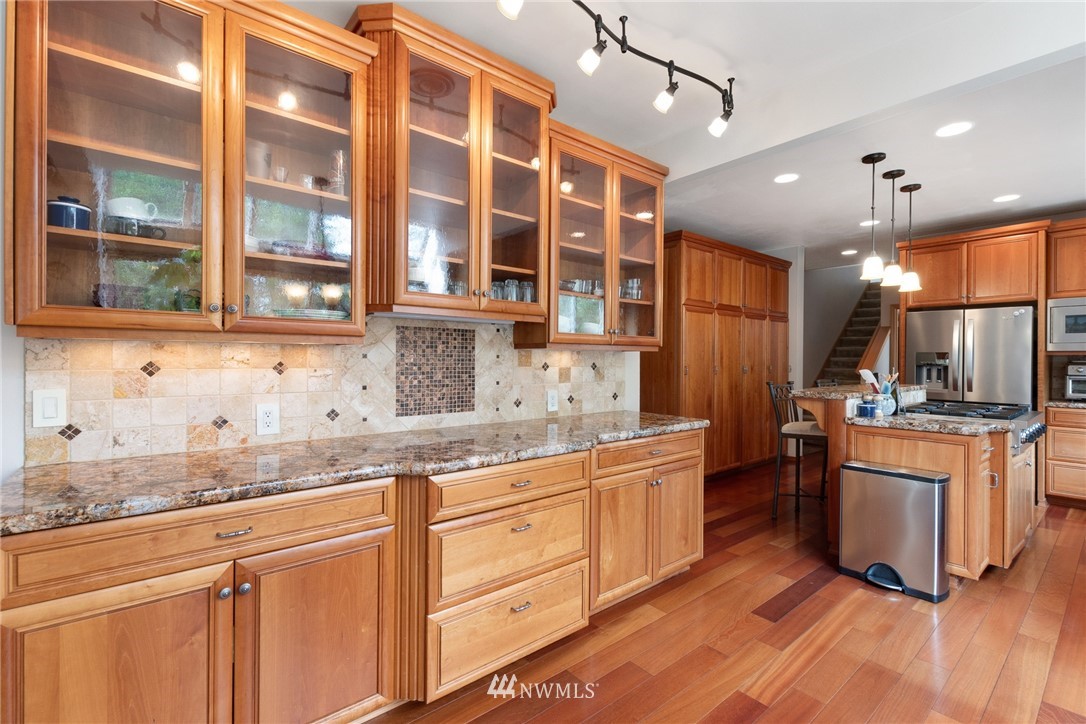 15137 Southeast 145th Place Renton, WA 98059 - Photo 14 of 35 Gallery Image 14