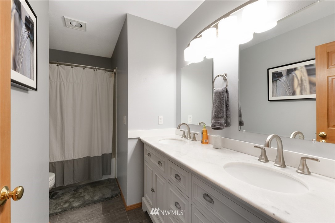 15137 Southeast 145th Place Renton, WA 98059 - Photo 32 of 35 Gallery Image 32