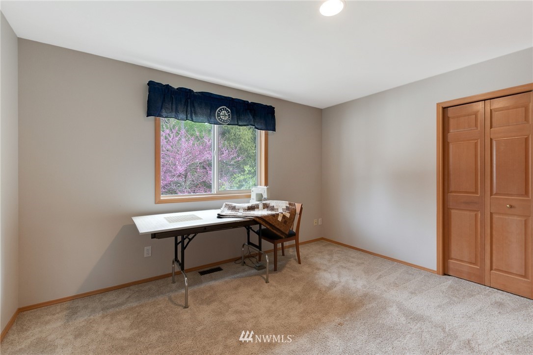 15137 Southeast 145th Place Renton, WA 98059 - Photo 34 of 35 Gallery Image 34