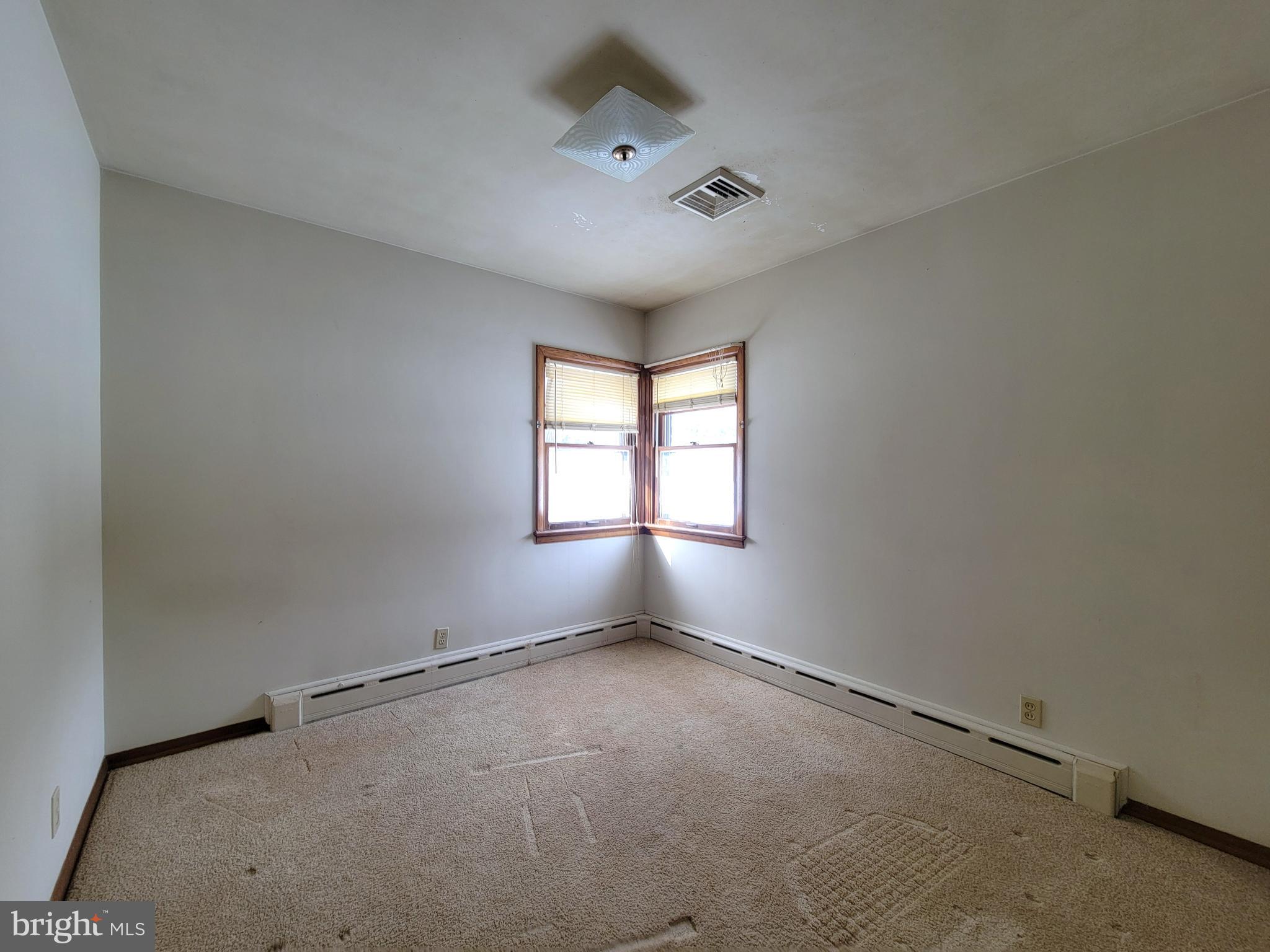 15 West Governor Road Hershey, PA 17033 - Photo 7 of 14