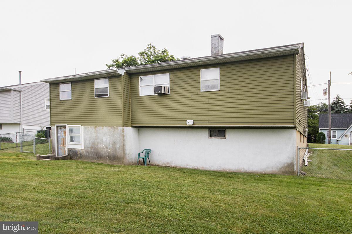 247 Creek Road Bellmawr, NJ 08031 - Photo 4 of 6 Exterior Back