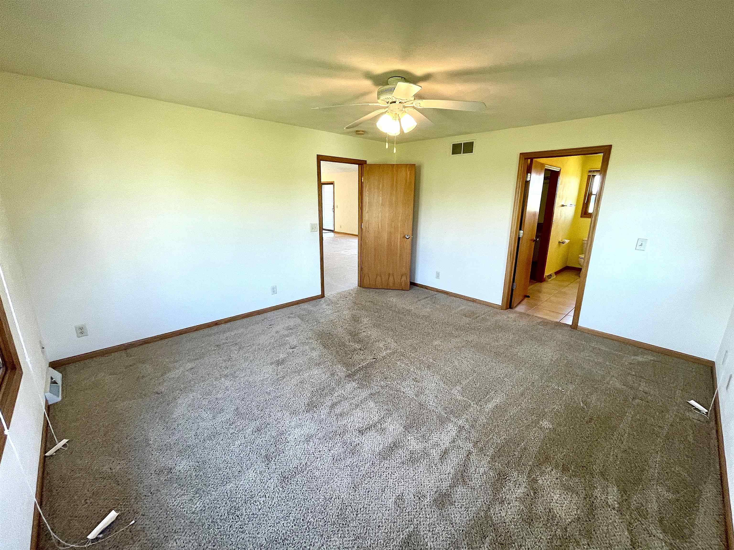 N5585 Shea Lane Albany, WI 53502 - Photo 15 of 39