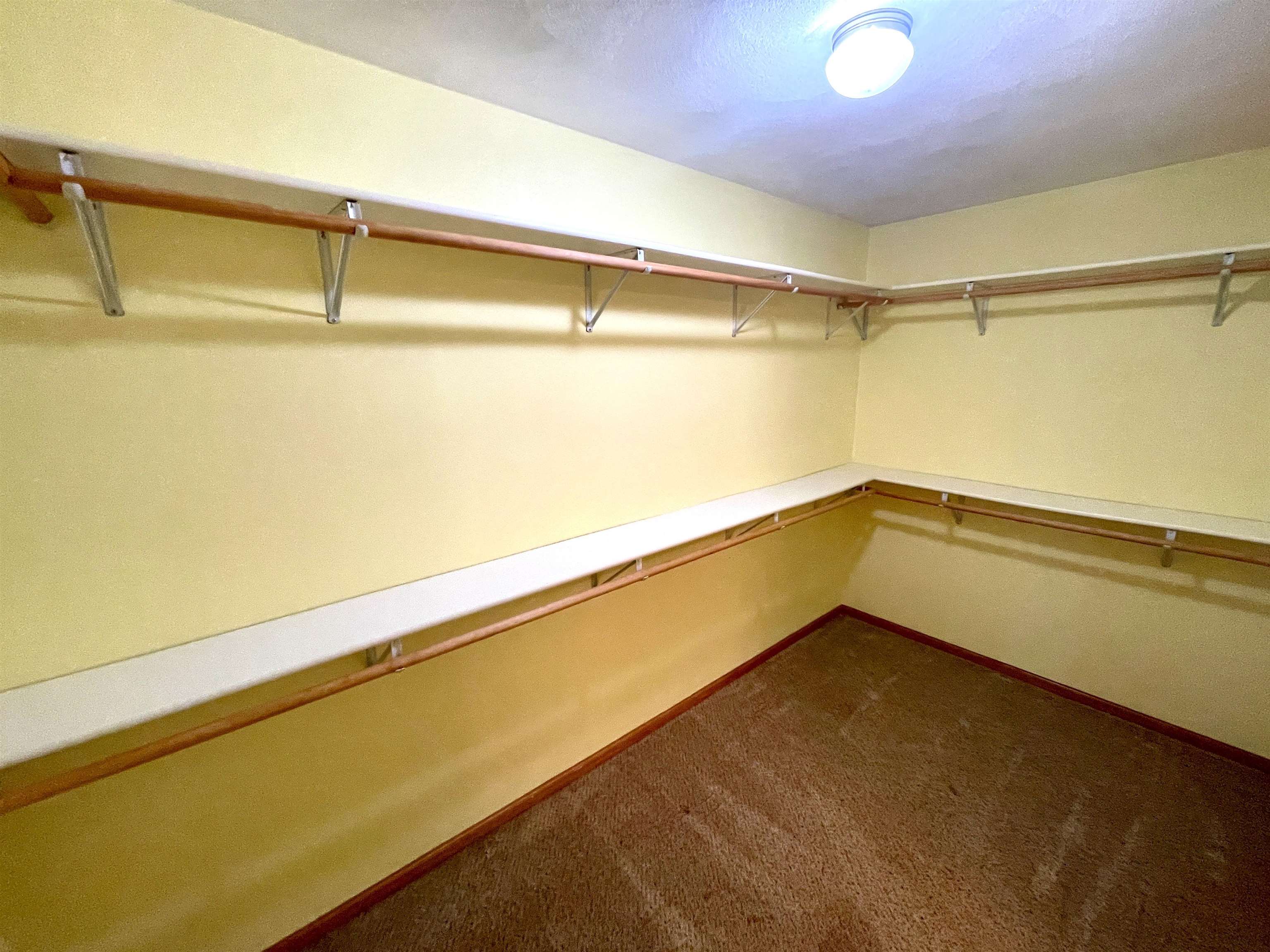 N5585 Shea Lane Albany, WI 53502 - Photo 17 of 39