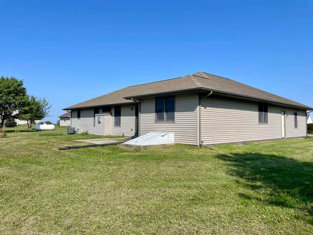 $415,000 | N5585 Shea Lane, Albany, WI 53502