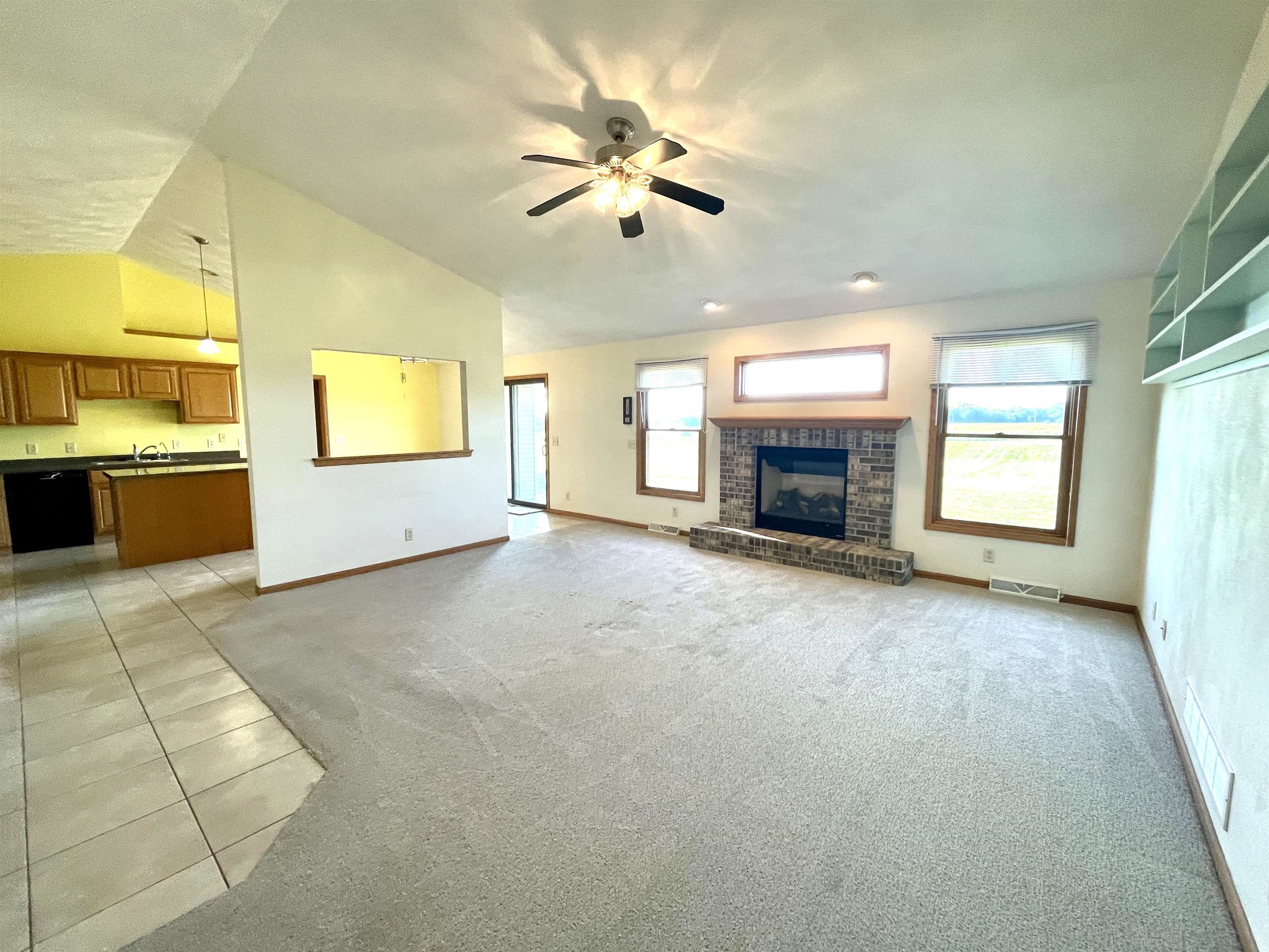 N5585 Shea Lane Albany, WI 53502 - Photo 6 of 39