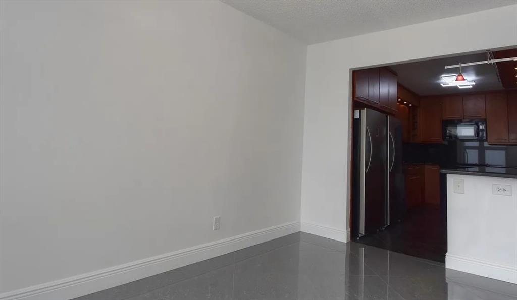 531 North Ocean Boulevard, Unit 1911 Pompano Beach, FL 33062 - Photo 10 of 34 a view of a hallway
