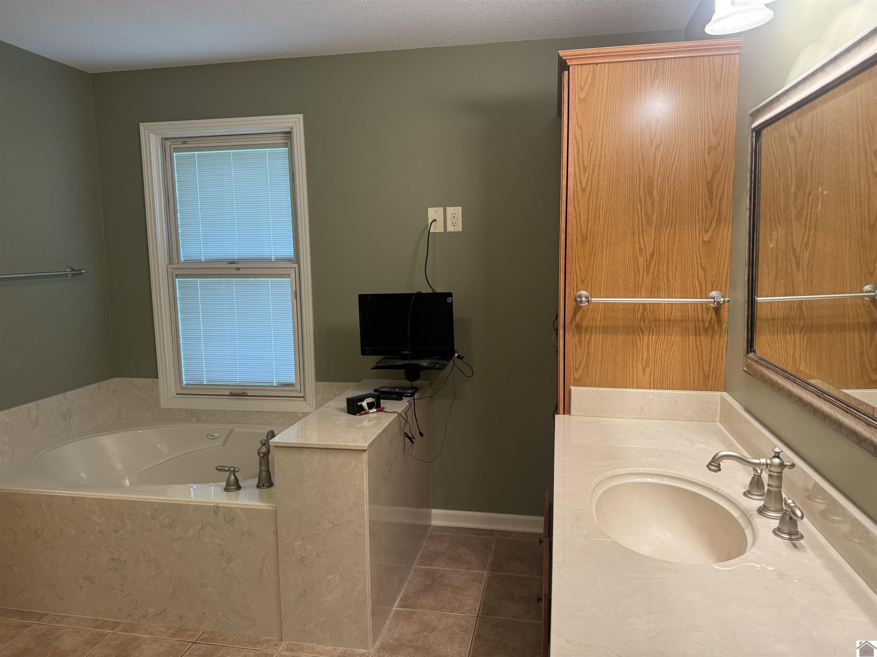 289 Radio Road Almo, KY 42020 - Photo 19 of 39 Photo 19