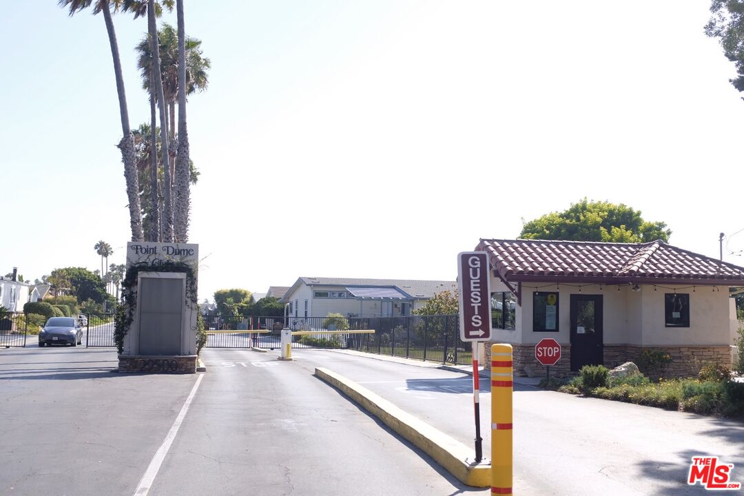 29500 Heathercliff Road, Unit 294 Malibu, CA 90265 - Photo 20 of 23