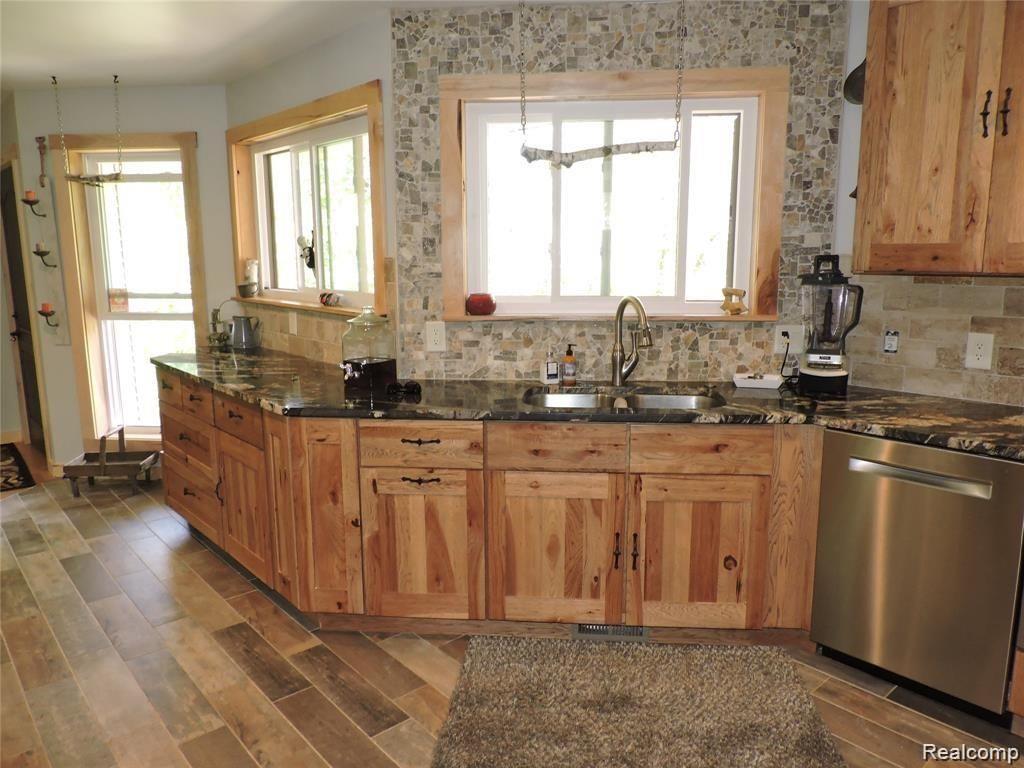 5265 Hickory Ridge Road Holly, MI 48442 - Photo 4 of 43 HR 2.jpg