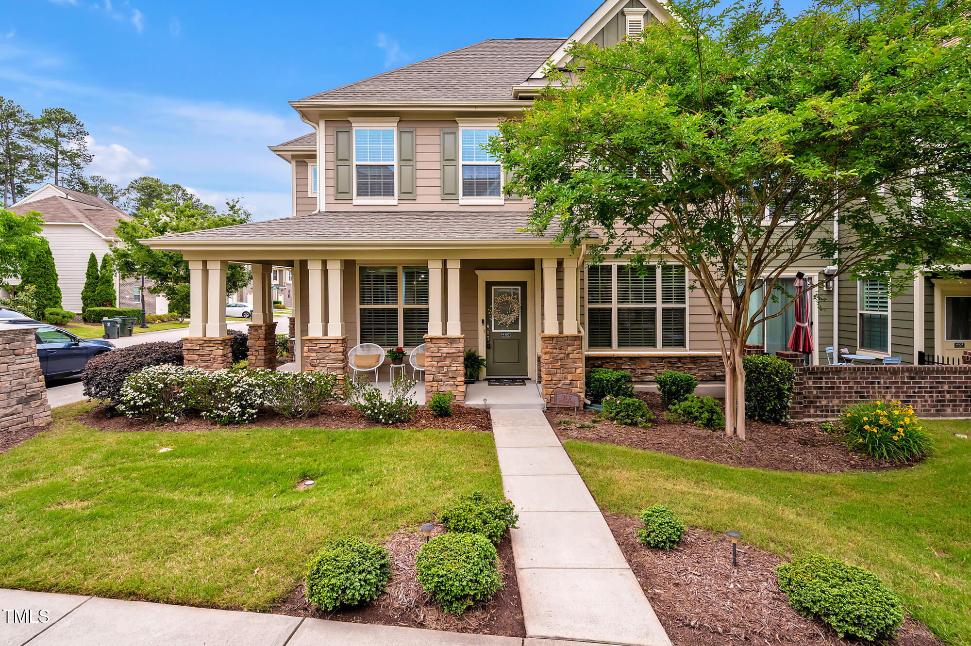 9307 Sevillanos Walk Raleigh, NC 27617 - Photo 2 of 37 FAR_1911