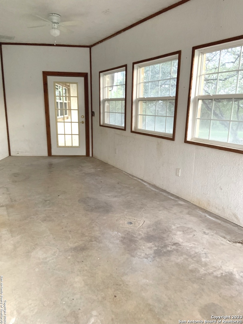 930 County Road 2720 Mico, TX 78056 - Photo 29 of 37