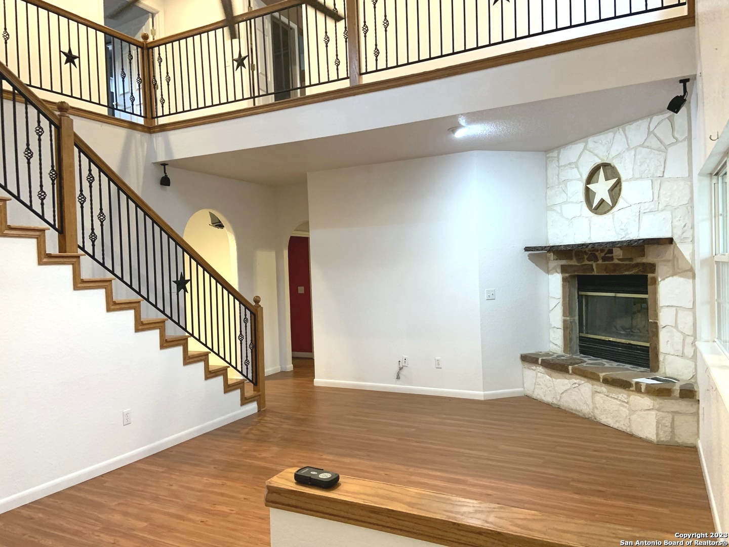 930 County Road 2720 Mico, TX 78056 - Photo 5 of 37