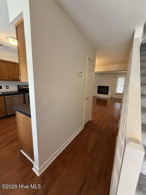 2015 Quail Ridge Road Greenville, NC 27858 - Photo 4 of 18 Gallery Image 4
