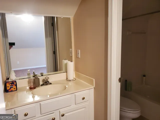 $2,400 | 1249 Thorncliff Court, Lawrenceville, GA 30044