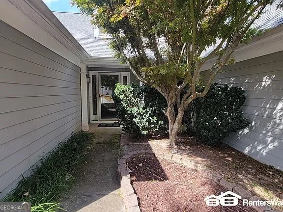 $2,400 | 1249 Thorncliff Court, Lawrenceville, GA 30044