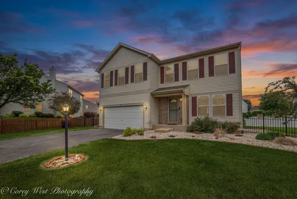 $339,900 | 815 Willow Street, Kirkland, IL 60146