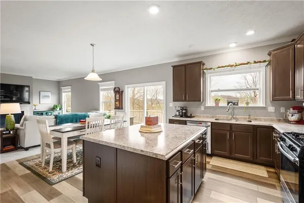 $430,000 | 313 Everest Circle, Houston, PA 15342