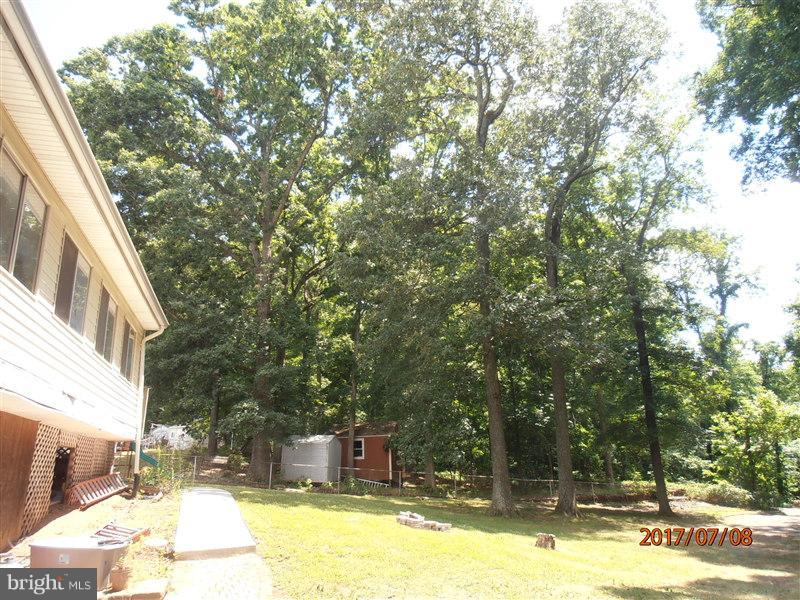 15138 Georgia Road Woodbridge, VA 22191 - Photo 4 of 9 Exterior (Rear)