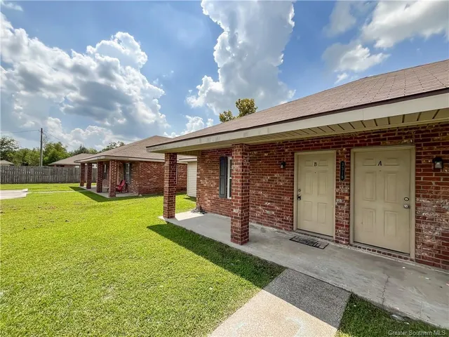 $800 | 3322 Carver Road, Unit A, Lake Charles, LA 70615