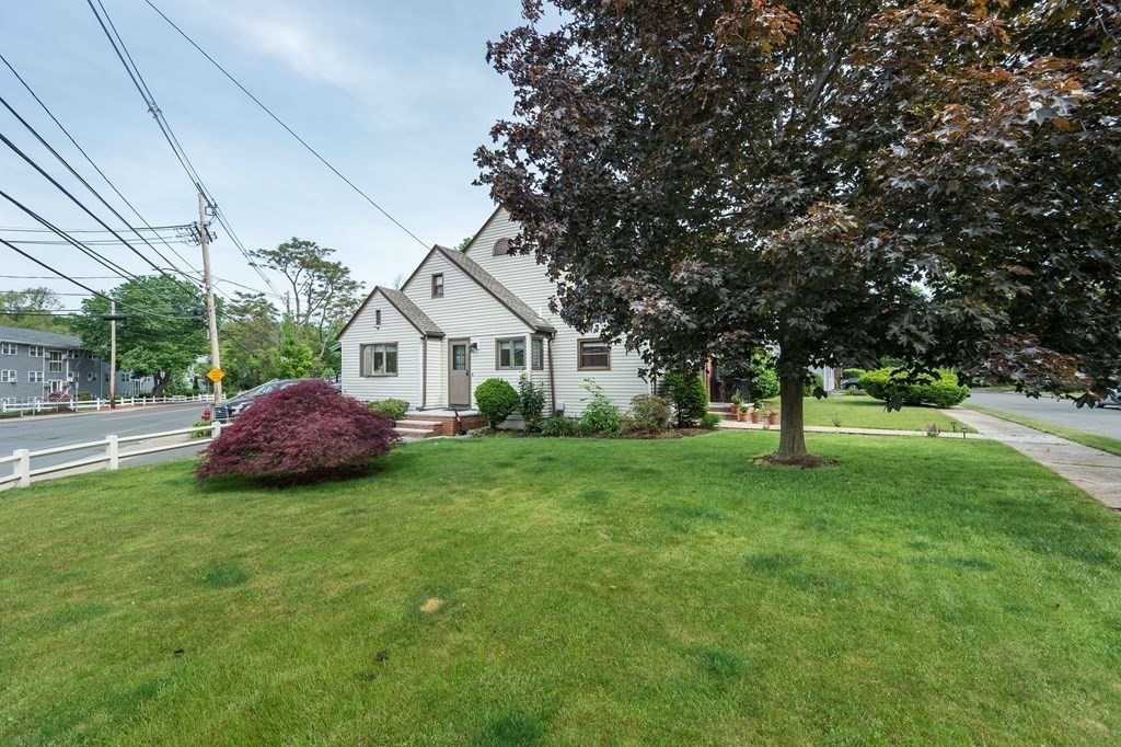 2 Gerald Road Stoneham, MA 02180 - Photo 32 of 38