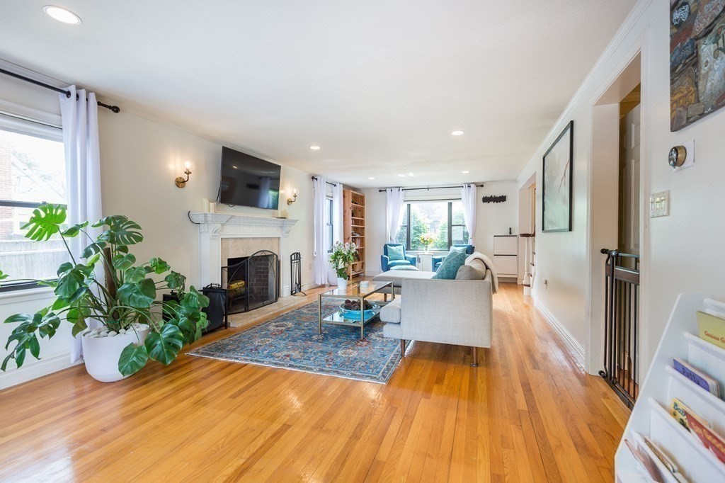 2 Gerald Road Stoneham, MA 02180 - Photo 6 of 38