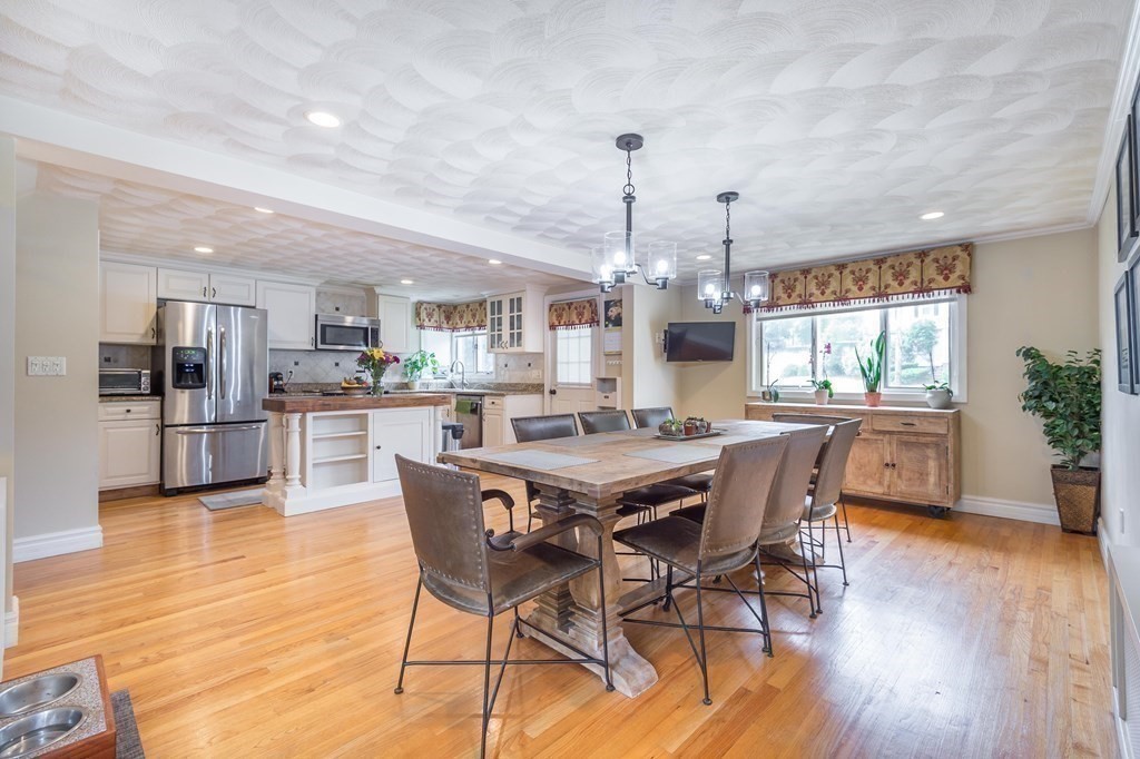 2 Gerald Road Stoneham, MA 02180 - Photo 7 of 38
