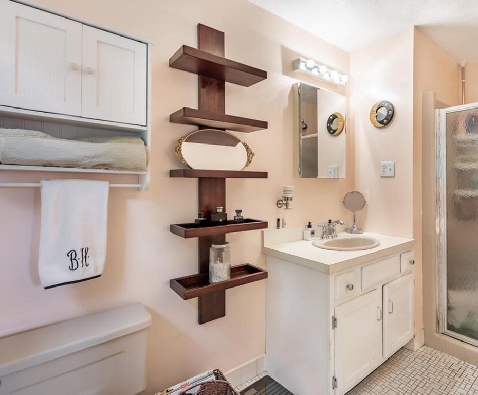 59 Ledgewood Road Framingham, MA 01701 - Photo 12 of 18 Gallery Image 12