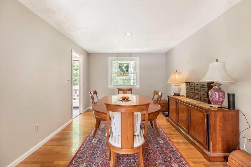 59 Ledgewood Road Framingham, MA 01701 - Photo 4 of 18 Gallery Image 4