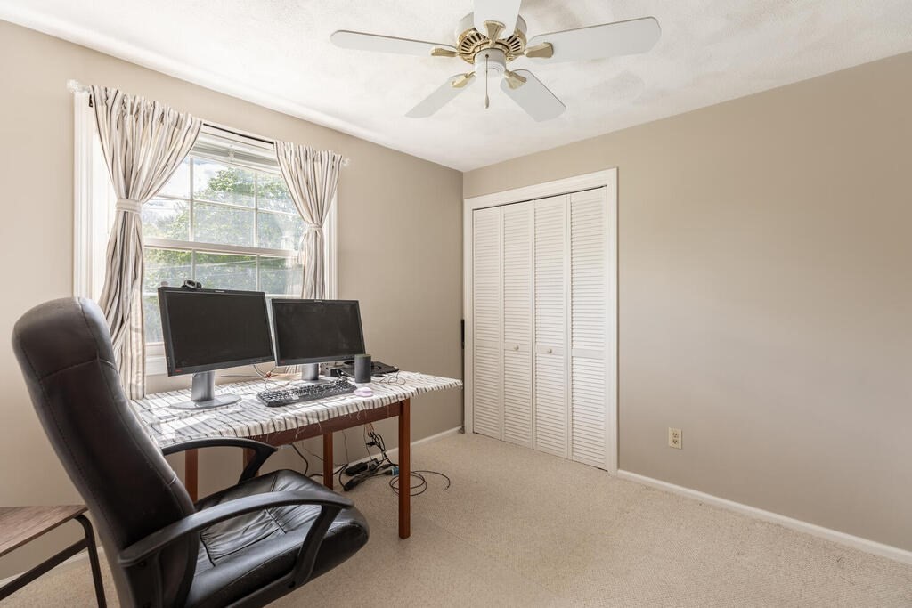 59 Ledgewood Road Framingham, MA 01701 - Photo 9 of 18 Gallery Image 9