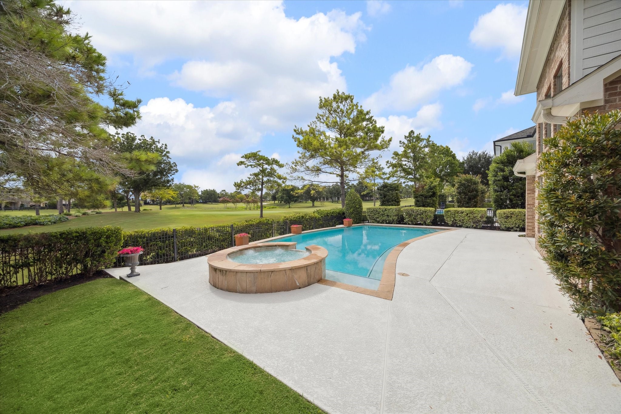 3327 Louvre Lane Houston, TX 77082 - Photo 27 of 31 a view of a garden with lawn chairs