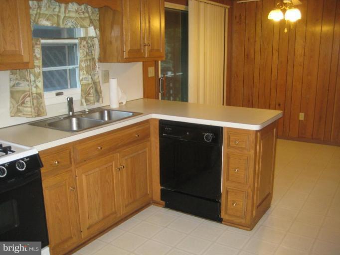 3045 Basford Road Frederick, MD 21703 - Photo 6 of 8 Kitchen #2