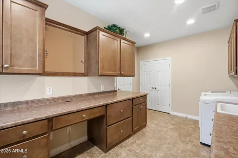 $465,000 | 557 East Laddoos Avenue, San Tan Valley, AZ 85140