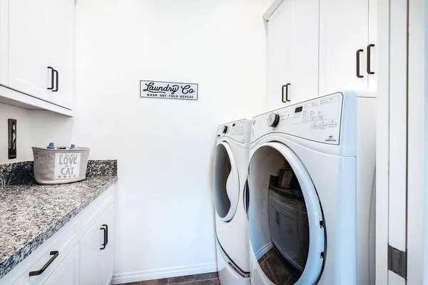 a view of washer and dryer